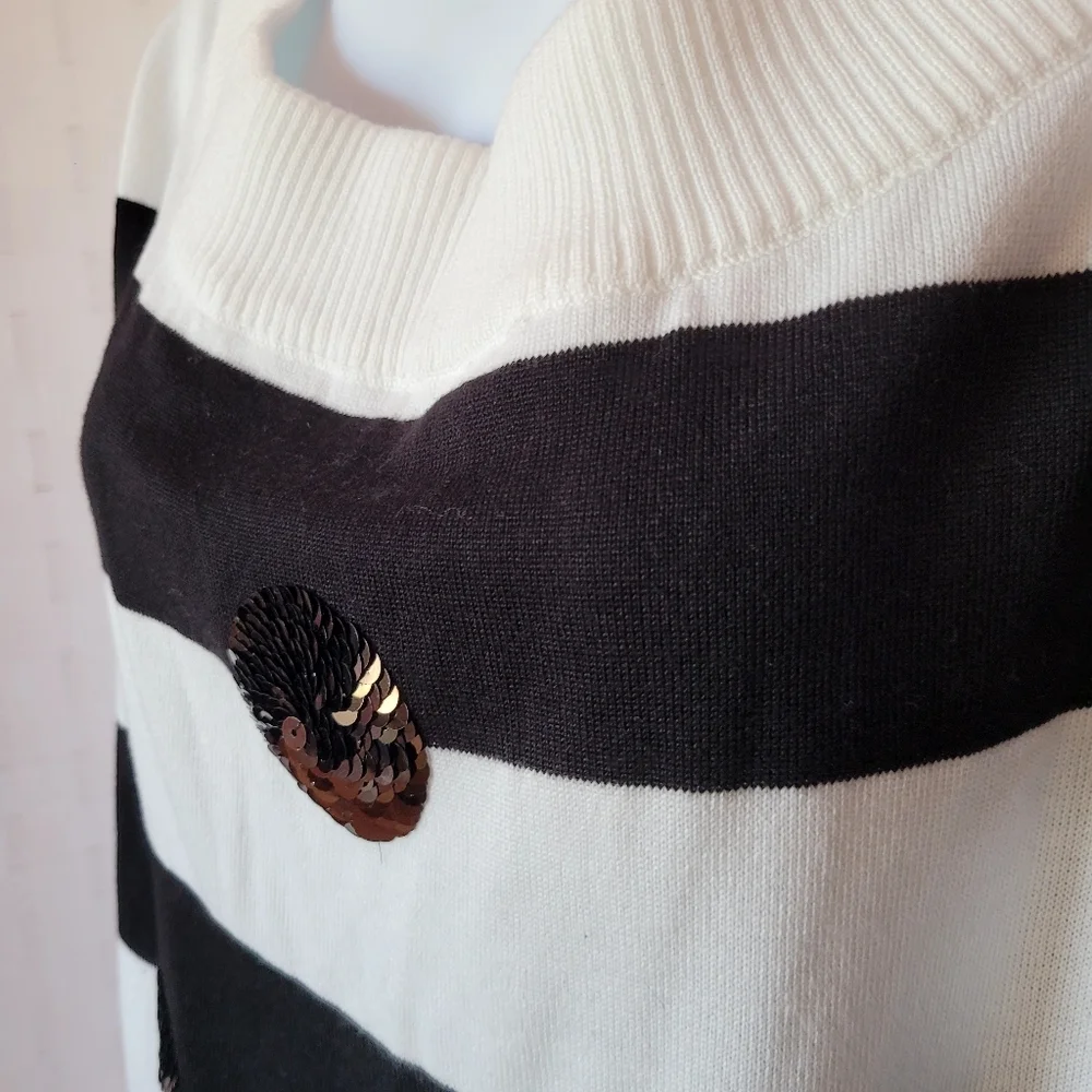 Ashley Stewart Boatneck Embellished Sweater Size 22 - Picture 2 of 8